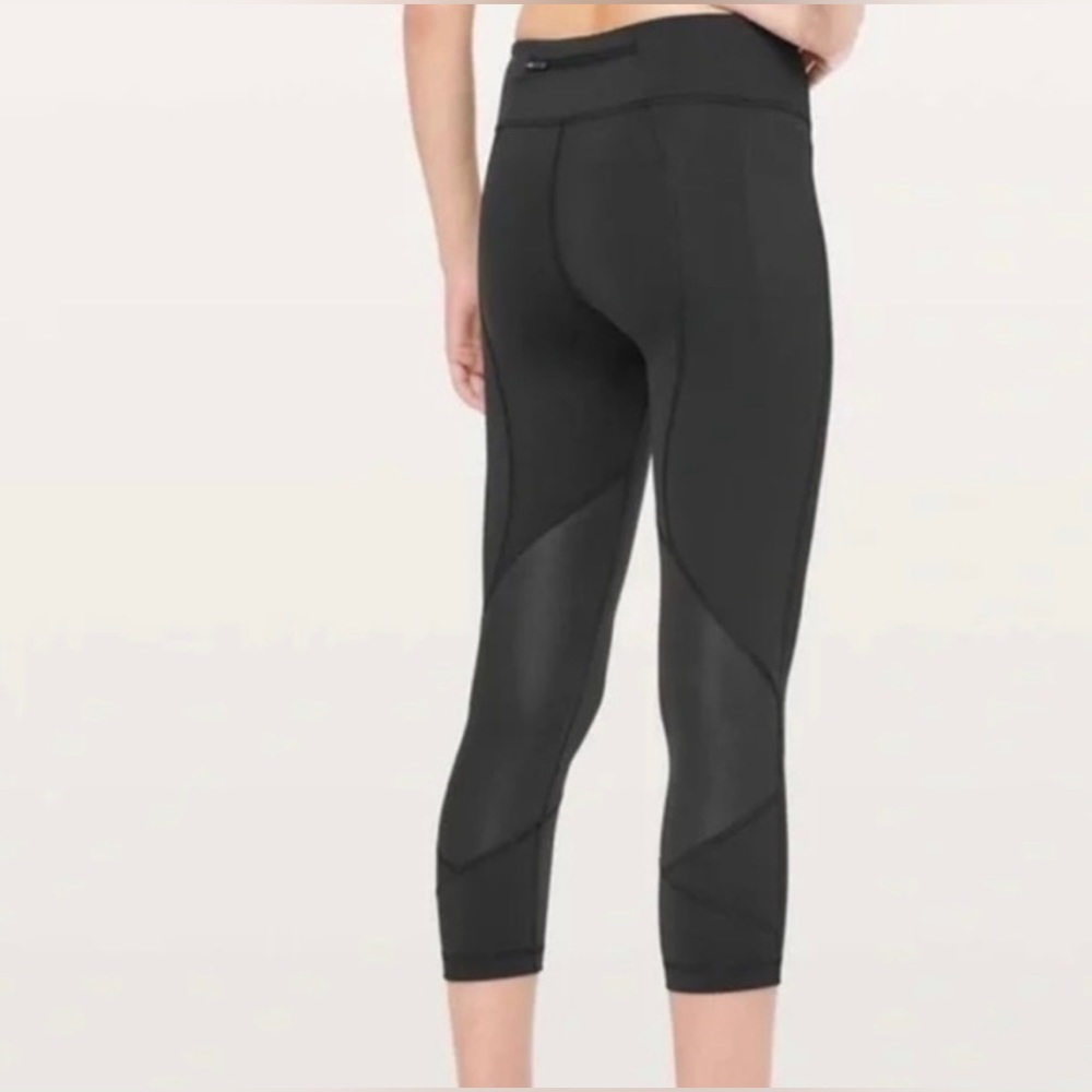 Lululemon Pace Rival Crop - Picture 2 of 5